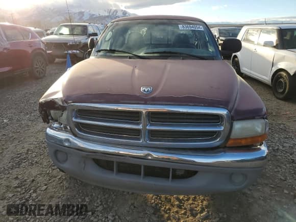 ✅ 2000 Dodge Dakota • VIN: 1B7GL22X6YS750644 • Lot: 83694054. Wystawiony na Copart z przebiegiem 165 444 mil. Bezpłatny archiwum sprzedaży aukcyjnych z USA i szczegółowy raport historii pojazdu na DreamBid. Zdjęcie 5.