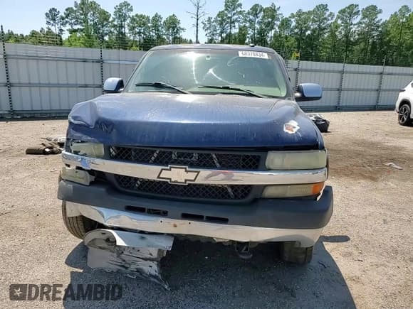 ✅ 2002 Chevrolet Silverado 2500HD LT • VIN: 1GCHK23U72F217178 • Lot: 68378834. Wystawiony na Copart z przebiegiem 327 008 mil. Bezpłatny archiwum sprzedaży aukcyjnych z USA i szczegółowy raport historii pojazdu na DreamBid. Zdjęcie 11.