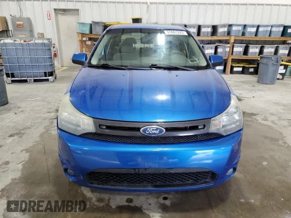 ✅ 2011 Ford Focus SES • VIN: 1FAHP3GN6BW124054 • Lot: 91801245. Wystawiony na Copart z przebiegiem 158 632 mil. Bezpłatny archiwum sprzedaży aukcyjnych z USA i szczegółowy raport historii pojazdu na DreamBid. Zdjęcie 5.