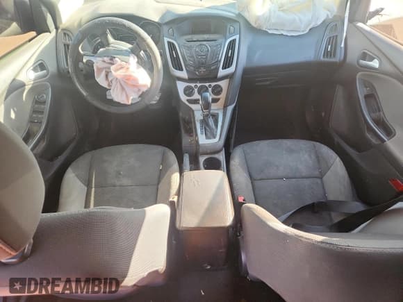 ✅ 2013 Ford Focus SE • VIN: 1FADP3F21DL296759 • Lot: 82444975. Listed on Copart with 208,083 mi. Free auction sales archive from the USA and detailed vehicle history report at DreamBid. Image 8.