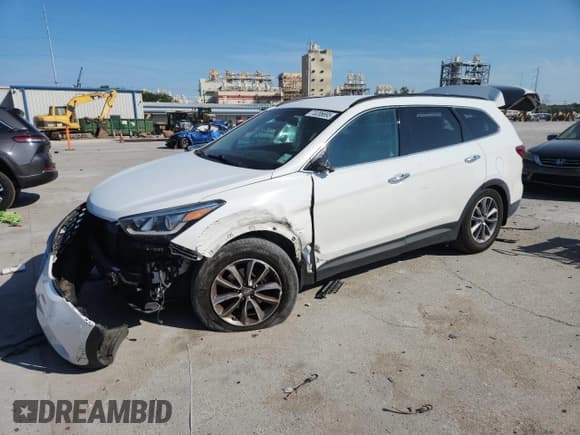 ✅ 2017 Hyundai Santa Fe Limited • VIN: KM8SN4HFXHU218070 • Лот: 70206695. Опубликован ранее на Copart с пробегом 118 755 миль. Бесплатный доступ к архиву аукционных продаж из США и подробный отчёт об истории автомобиля на DreamBid. Изображение 1.