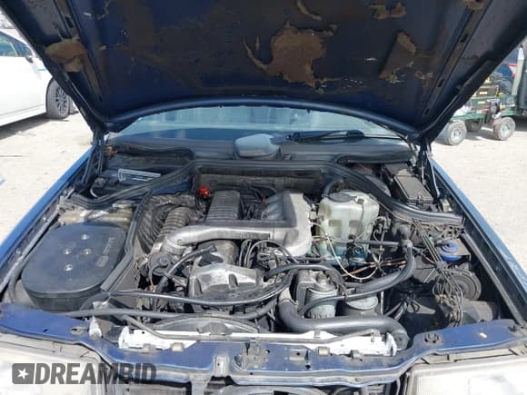 ✅ 1987 Mercedes-Benz 300 D • VIN: WDBEB33D2HA404440 • Lot: 42712626. Listed on IAAI with 232,736 mi. Free auction sales archive from the USA and detailed vehicle history report at DreamBid. Image 10.