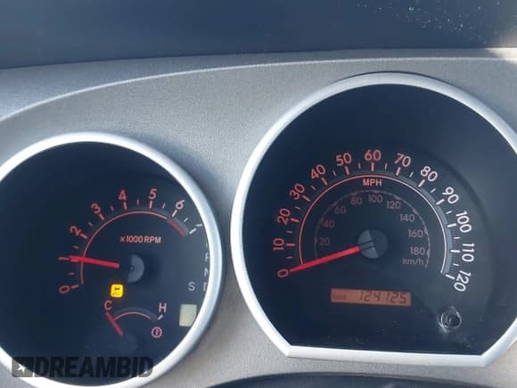 ✅ 2011 Toyota Tundra • VIN: 5TFDY5F16BX205128 • Lot: 41688258. Wystawiony na IAAI z przebiegiem 124 125 mil. Bezpłatny archiwum sprzedaży aukcyjnych z USA i szczegółowy raport historii pojazdu na DreamBid. Zdjęcie 7.