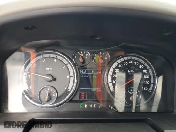 ✅ 2010 Dodge 1500 TRX • VIN: 1D7RV1GT9AS192741 • Lot: 61209255. Wystawiony na Copart z przebiegiem 121 712 mil. Bezpłatny archiwum sprzedaży aukcyjnych z USA i szczegółowy raport historii pojazdu na DreamBid. Zdjęcie 9.