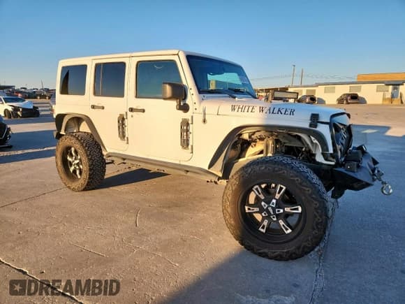✅ 2016 Jeep Wrangler Unlimited 75th Anniversary • VIN: 1C4BJWEG9GL259318 • Lot: 86095745. Listed on Copart with 80,222 mi. Free auction sales archive from the USA and detailed vehicle history report at DreamBid. Image 4.