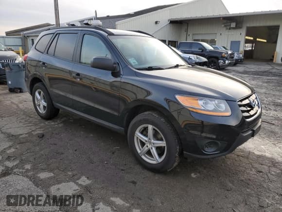 ✅ 2011 Hyundai Santa Fe GLS • VIN: 5XYZG4AGXBG017696 • Lot: 85205784. Listed on Copart with 115,862 mi. Free auction sales archive from the USA and detailed vehicle history report at DreamBid. Image 4.