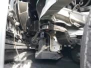 ✅ 2016 Hyundai Genesis 3.8L • VIN: KMHGN4JE2GU117966 • Lot: 41467680. Wystawiony na IAAI z przebiegiem 90 908 mil. Bezpłatny archiwum sprzedaży aukcyjnych z USA i szczegółowy raport historii pojazdu na DreamBid. Zdjęcie 17.