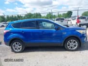 ✅ 2017 Ford Escape SE • VIN: 1FMCU9GD8HUA90786 • Lot: 42300003. Wystawiony na IAAI z przebiegiem 123 372 mil. Bezpłatny archiwum sprzedaży aukcyjnych z USA i szczegółowy raport historii pojazdu na DreamBid. Zdjęcie 13.