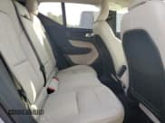 ✅ 2019 Volvo XC40 Momentum • VIN: YV4162XZ1K2009510 • Lot: 84588205. Listed on Copart with 68,853 mi. Free auction sales archive from the USA and detailed vehicle history report at DreamBid. Image 11.