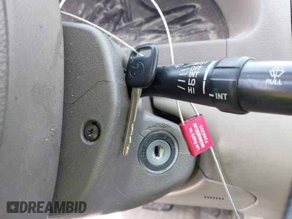 ✅ 2005 Toyota Camry STD • VIN: 4T1BE32K35U100261 • Lot: 43340699. Listed on IAAI with 150,001 mi. Free auction sales archive from the USA and detailed vehicle history report at DreamBid. Image 11.