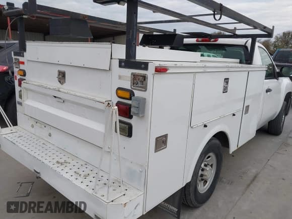 ✅ 2008 Chevrolet Silverado 2500HD • VIN: 1GBHC24698E121231 • Лот: 43815186. Опубликован ранее на IAAI с пробегом 88 788 миль. Бесплатный доступ к архиву аукционных продаж из США и подробный отчёт об истории автомобиля на DreamBid. Изображение 4.