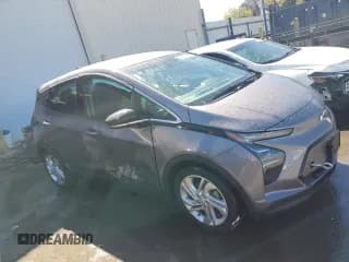 ✅ 2023 Chevrolet Bolt EV 1LT • VIN: 1G1FW6S07P4141118 • Lot: 70146564. Wystawiony na Copart z przebiegiem 36 455 mil. Bezpłatny archiwum sprzedaży aukcyjnych z USA i szczegółowy raport historii pojazdu na DreamBid. Zdjęcie 4.