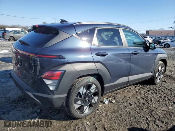 2024 Hyundai Kona SEL with VIN KM8HB3AB2RU051578, listed as a Copart auction lot 42038345 with 15,594 mi miles and Salvage title. Bid and sale history available at DreamBid. Image 3.