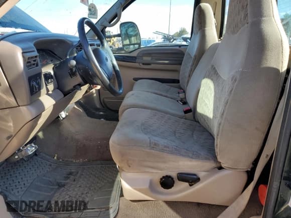 ✅ 2000 Ford F-250 XL • VIN: 1FTNF21L2YEB66074 • Lot: 84274244. Listed on Copart with 100,845 mi. Free auction sales archive from the USA and detailed vehicle history report at DreamBid. Image 7.