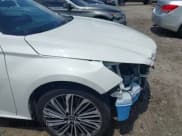 ✅ 2023 Nissan Altima SL • VIN: 1N4BL4EW5PN322625 • Lot: 42450998. Wystawiony na IAAI z przebiegiem 13 449 mil. Bezpłatny archiwum sprzedaży aukcyjnych z USA i szczegółowy raport historii pojazdu na DreamBid. Zdjęcie 19.