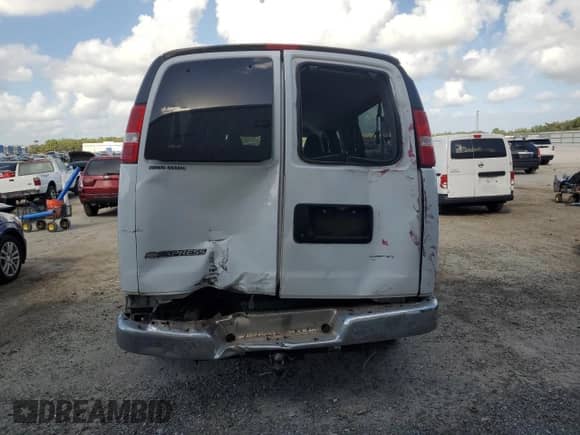 2018 Chevrolet Express Passenger LT с VIN 1GAZGPFG5J1330978, выставлен на аукционе Copart как лот 78253274 с пробегом 97 745 миль миль и Списание • Salvage title. История ставок и продаж доступна на DreamBid. Изображение 6.