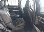 ✅ 2020 Ford Explorer XLT • VIN: 1FMSK7DH9LGC27951 • Lot: 41623009. Wystawiony na IAAI z przebiegiem 93 918 mil. Bezpłatny archiwum sprzedaży aukcyjnych z USA i szczegółowy raport historii pojazdu na DreamBid. Zdjęcie 8.