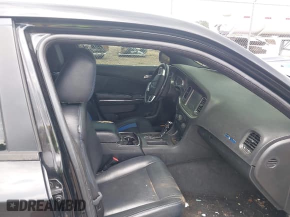 ✅ 2011 Dodge Charger Mopar 11 • VIN: 2B3CL5CT8BH615970 • Лот: 42337205. Опубликован ранее на IAAI с пробегом 209 872 миль. Бесплатный доступ к архиву аукционных продаж из США и подробный отчёт об истории автомобиля на DreamBid. Изображение 5.