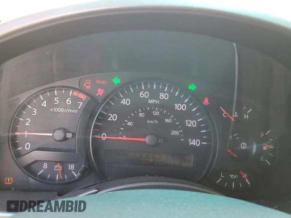 ✅ 2005 Nissan Titan SE • VIN: 1N6BA07B45N518116 • Lot: 54570565. Wystawiony na Copart z przebiegiem 203 969 mil. Bezpłatny archiwum sprzedaży aukcyjnych z USA i szczegółowy raport historii pojazdu na DreamBid. Zdjęcie 9.