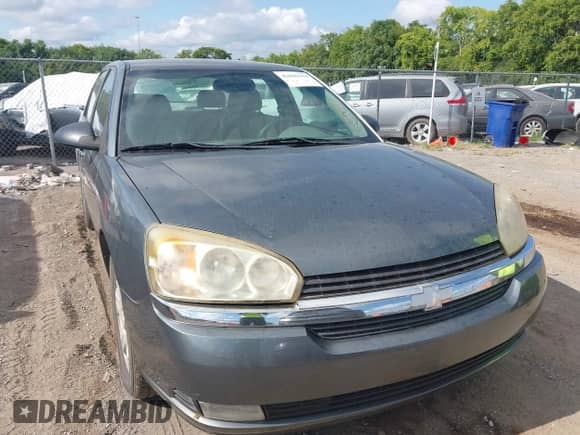 2004 Chevrolet Malibu LT z VIN 1G1ZU54884F116776, wystawiony jako IAAI lot #42890918 z przebiegiem 252 176 mil mil oraz . Historia ofert i sprzedaży dostępna na DreamBid. Obrazek 6.