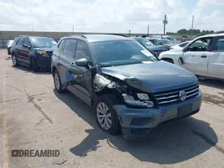 ✅ 2018 Volkswagen Tiguan S • VIN: 3VV1B7AX1JM106539 • Лот: 42735914. Опубликован ранее на IAAI с пробегом 89 055 миль. Бесплатный доступ к архиву аукционных продаж из США и подробный отчёт об истории автомобиля на DreamBid. Изображение 1.