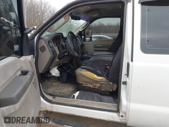 ✅ 2008 Ford F-350 • VIN: 1FDSX35R48ED23037 • Lot: 41791016. Listed on IAAI with Not provided. Free auction sales archive from the USA and detailed vehicle history report at DreamBid. Image 5.