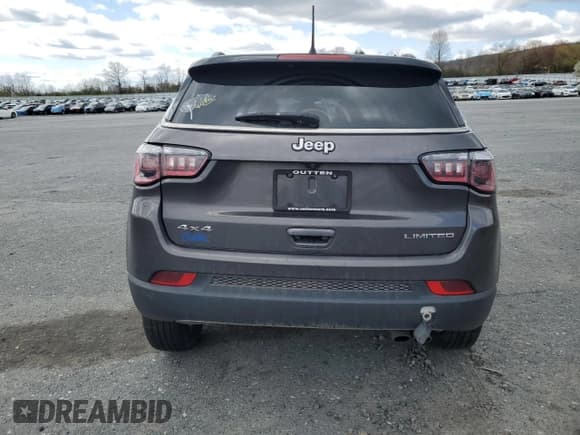 ✅ 2019 Jeep Compass Limited • VIN: 3C4NJDCB0KT592657 • Lot: 53537095. Wystawiony na Copart z przebiegiem 89 783 mil. Bezpłatny archiwum sprzedaży aukcyjnych z USA i szczegółowy raport historii pojazdu na DreamBid. Zdjęcie 6.