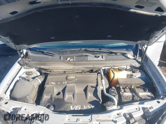 ✅ 2012 Chevrolet Captiva Sport LT • VIN: 3GNAL3E51CS647397 • Lot: 41434290. Wystawiony na IAAI z przebiegiem 201 187 mil. Bezpłatny archiwum sprzedaży aukcyjnych z USA i szczegółowy raport historii pojazdu na DreamBid. Zdjęcie 10.