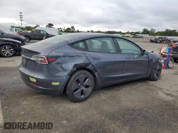 ✅ 2023 Tesla Model 3 • VIN: 5YJ3E1EA3PF409451 • Lot: 80679695. Wystawiony na Copart z przebiegiem 25 938 mil. Bezpłatny archiwum sprzedaży aukcyjnych z USA i szczegółowy raport historii pojazdu na DreamBid. Zdjęcie 3.