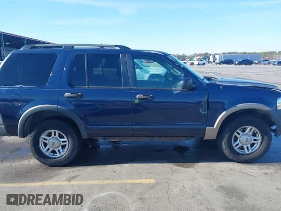 ✅ 2003 Ford Explorer XLS • VIN: 1FMZU72K73ZB11658 • Lot: 41126068. Listed on IAAI with 328,037 mi. Free auction sales archive from the USA and detailed vehicle history report at DreamBid. Image 13.
