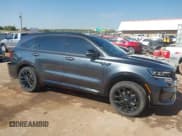 ✅ 2022 Kia Sorento SX • VIN: 5XYRKDLF1NG158888 • Lot: 43334853. Listed on IAAI with 41,785 mi. Free auction sales archive from the USA and detailed vehicle history report at DreamBid. Image 13.