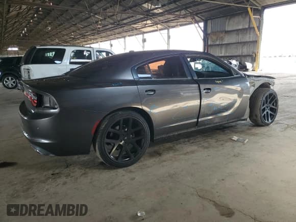 ✅ 2015 Dodge Charger SE • VIN: 2C3CDXBG2FH716797 • Лот: 86327555. Опубликован ранее на Copart с пробегом 83 053 миль. Бесплатный доступ к архиву аукционных продаж из США и подробный отчёт об истории автомобиля на DreamBid. Изображение 3.