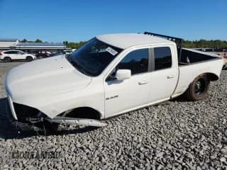 ✅ 2009 Dodge 1500 SLT • VIN: 1D3HV18T89S808386 • Lot: 84799455. Wystawiony na Copart z przebiegiem 160 208 mil. Bezpłatny archiwum sprzedaży aukcyjnych z USA i szczegółowy raport historii pojazdu na DreamBid. Zdjęcie 1.