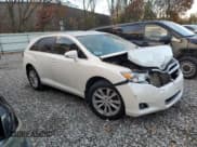 ✅ 2015 Toyota Venza LE • VIN: 4T3BA3BB7FU075563 • Lot: 91315755. Listed on Copart with 111,864 mi. Free auction sales archive from the USA and detailed vehicle history report at DreamBid. Image 4.