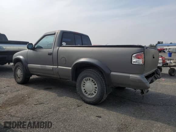 1997 Chevrolet S-10 с VIN 1GCDT14X4V8170974, выставлен на аукционе Copart как лот 67461755 с пробегом 229 336 миль миль и Списание • Salvage title. История ставок и продаж доступна на DreamBid. Изображение 2.