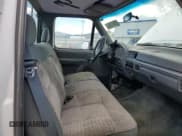 ✅ 1993 Ford F-150 • VIN: 2FTEF14H3PCA62828 • Лот: 63947795. Опубликован ранее на Copart с пробегом 134 643 миль. Бесплатный доступ к архиву аукционных продаж из США и подробный отчёт об истории автомобиля на DreamBid. Изображение 7.