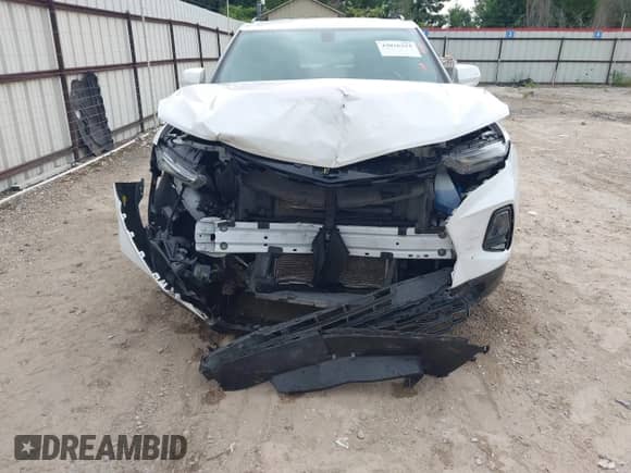 2020 Chevrolet Blazer RS z VIN 3GNKBERS8LS591025, wystawiony jako IAAI lot #43026312 z przebiegiem 58 380 mil mil oraz . Historia ofert i sprzedaży dostępna na DreamBid. Obrazek 6.