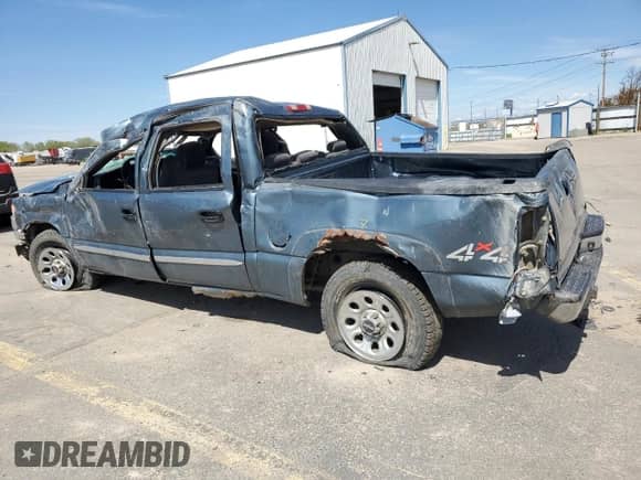 2007 GMC Sierra 1500 SL with VIN 2GTEK13V871119247, listed as a Copart auction lot 53508755 with 165,772 mi miles and Salvage title. Bid and sale history available at DreamBid. Image 2.