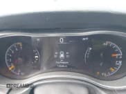 ✅ 2020 Jeep Grand Cherokee Altitude • VIN: 1C4RJEAG5LC245974 • Lot: 43483499. Wystawiony na IAAI z przebiegiem 116 049 mil. Bezpłatny archiwum sprzedaży aukcyjnych z USA i szczegółowy raport historii pojazdu na DreamBid. Zdjęcie 7.