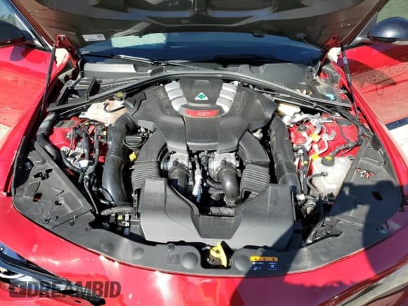 ✅ 2022 Alfa Romeo Giulia Quadrifoglio • VIN: ZARFAMEV2N7662914 • Lot: 86524355. Wystawiony na Copart z przebiegiem 21 850 mil. Bezpłatny archiwum sprzedaży aukcyjnych z USA i szczegółowy raport historii pojazdu na DreamBid. Zdjęcie 11.