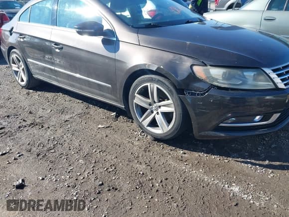 ✅ 2013 Volkswagen CC R-Line • VIN: WVWBP7AN9DE521959 • Lot: 43852733. Wystawiony na IAAI z przebiegiem 120 573 mil. Bezpłatny archiwum sprzedaży aukcyjnych z USA i szczegółowy raport historii pojazdu na DreamBid. Zdjęcie 6.