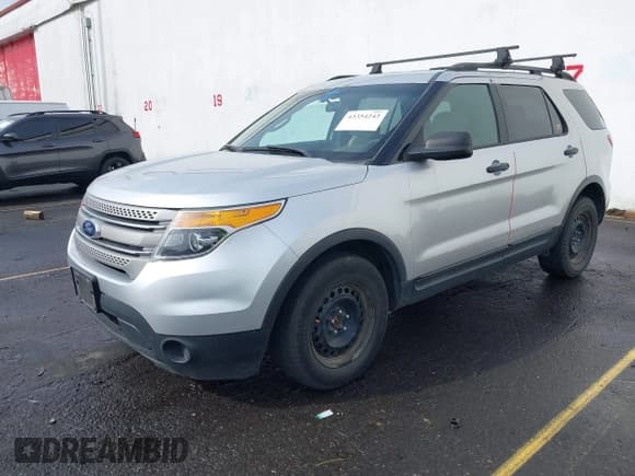 ✅ 2013 Ford Explorer • VIN: 1FM5K8B86DGB51077 • Lot: 43354242. Wystawiony na IAAI z przebiegiem 140 232 mil. Bezpłatny archiwum sprzedaży aukcyjnych z USA i szczegółowy raport historii pojazdu na DreamBid. Zdjęcie 2.