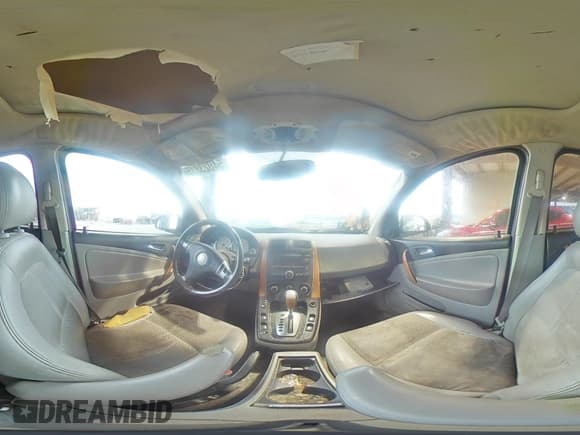 ✅ 2006 Saturn VUE • VIN: 5GZCZ63496S831156 • Lot: 54023815. Wystawiony na Copart z przebiegiem 258 203 mil. Bezpłatny archiwum sprzedaży aukcyjnych z USA i szczegółowy raport historii pojazdu na DreamBid. Zdjęcie 16.