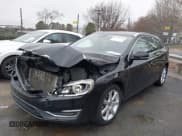 ✅ 2016 Volvo V60 T5 Drive-E Premier • VIN: YV140MEK5G1299728 • Lot: 41550325. Wystawiony na IAAI z przebiegiem 134 507 mil. Bezpłatny archiwum sprzedaży aukcyjnych z USA i szczegółowy raport historii pojazdu na DreamBid. Zdjęcie 17.