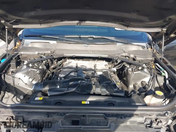 ✅ 2018 Land Rover Range Rover • VIN: SALGS5RE4JA382106 • Lot: 43073230. Wystawiony na IAAI z przebiegiem 59 856 mil. Bezpłatny archiwum sprzedaży aukcyjnych z USA i szczegółowy raport historii pojazdu na DreamBid. Zdjęcie 10.