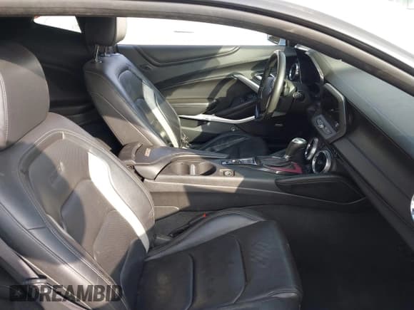 ✅ 2017 Chevrolet Camaro 2SS • VIN: 1G1FH1R77H0179750 • Lot: 41167469. Listed on IAAI with Not provided. Free auction sales archive from the USA and detailed vehicle history report at DreamBid. Image 5.