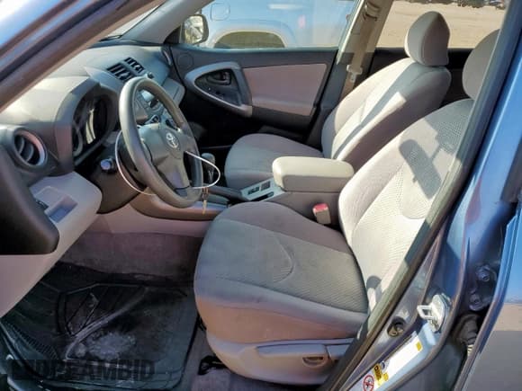 ✅ 2006 Toyota RAV4 • VIN: JTMZK33V266000596 • Лот: 84205365. Опубликован ранее на Copart с пробегом 197 695 миль. Бесплатный доступ к архиву аукционных продаж из США и подробный отчёт об истории автомобиля на DreamBid. Изображение 7.