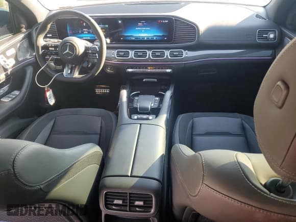 ✅ 2024 Mercedes-Benz GLE 53 AMG • VIN: 4JGFD6BB2RB123473 • Лот: 68900725. Опубликован ранее на Copart с пробегом 14 786 миль. Бесплатный доступ к архиву аукционных продаж из США и подробный отчёт об истории автомобиля на DreamBid. Изображение 8.