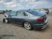 ✅ 2024 Audi A4 S line Premium • VIN: WAUDAAF46RN000774 • Lot: 62738395. Wystawiony na Copart z przebiegiem 17 589 mil. Bezpłatny archiwum sprzedaży aukcyjnych z USA i szczegółowy raport historii pojazdu na DreamBid. Zdjęcie 2.