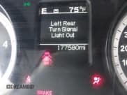 ✅ 2015 Ram 2500 Tradesman • VIN: 3C6UR5HL2FG548208 • Lot: 40566236. Wystawiony na IAAI z przebiegiem 177 580 mil. Bezpłatny archiwum sprzedaży aukcyjnych z USA i szczegółowy raport historii pojazdu na DreamBid. Zdjęcie 15.